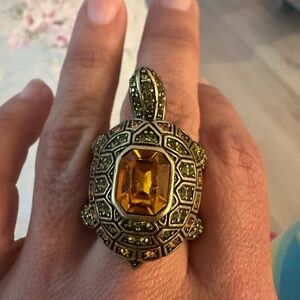 Heidi Daus “slow poke” crystal turtle ring size 9